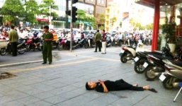 Kẻ đâm gục nam thanh niên trên giữa phố Trần Duy Hưng ra đầu thú